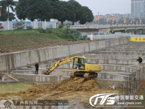 南宁轨道交通一号线南湖站进入土方开挖外运阶段
