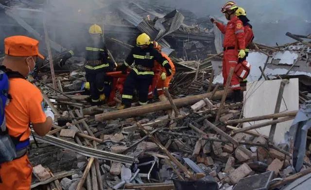 温岭槽罐车爆炸事故敲安全警钟，危化品运输迎考验