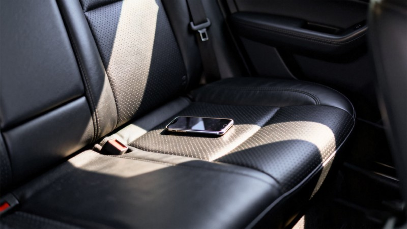 曹操出行试点上线遗留物自动报失功能,前瞻优化Robotaxi服务场景