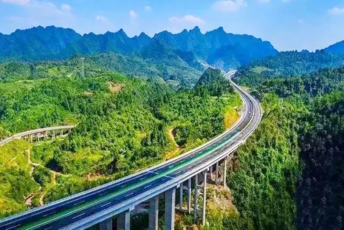 以AI厚植创新沃土 华为让智慧交通跑出加速度